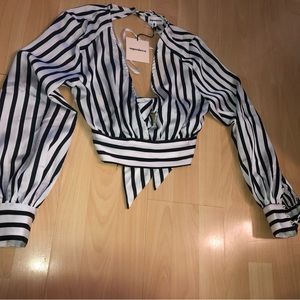 SUPERDOWN-Black and white blouse- Medium